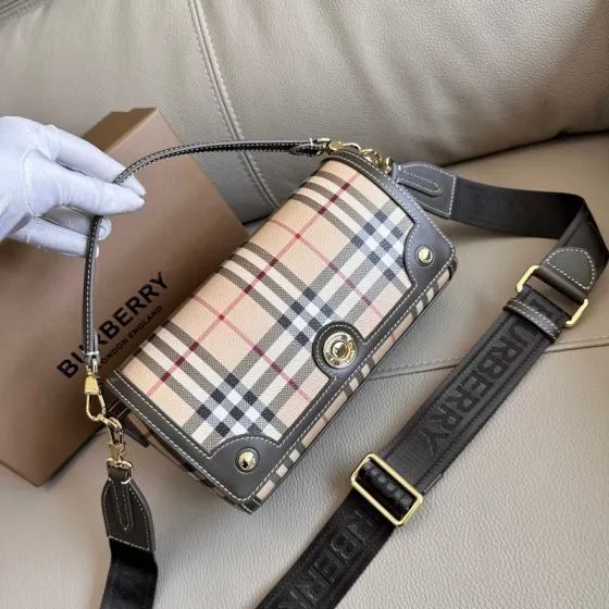 Burberry Brown 25x18x10cm shoulder bag 1 1 Replica