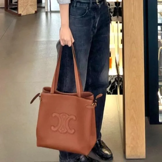 Celine shoulder bag Top Quality Replica