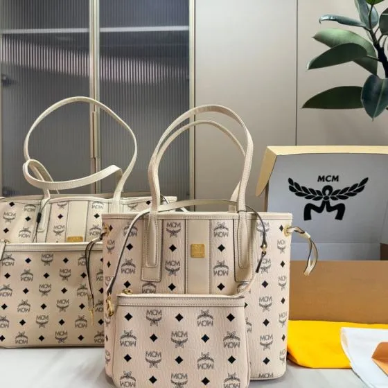 MCM Toni Visetos 19x16cm shoulder bag AAA Quality Replica