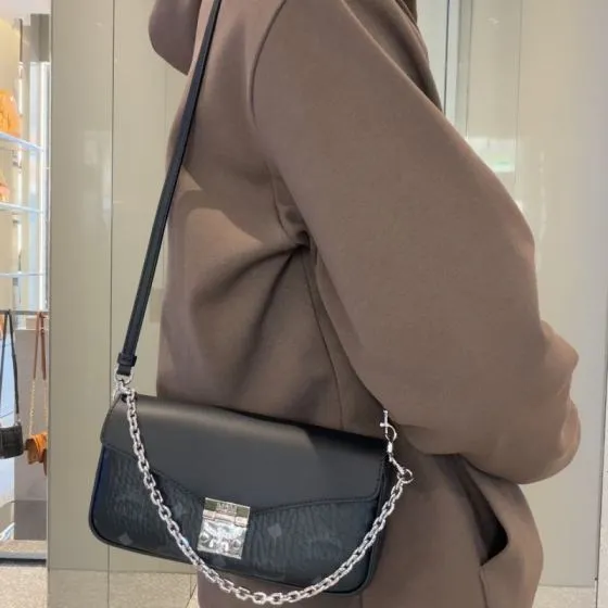 MCM Monogram 25x18x10cm shoulder bag Top Quality Replica