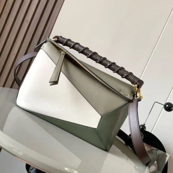 Loewe Brown 25x18x10cm shoulder bag Top Quality Replica