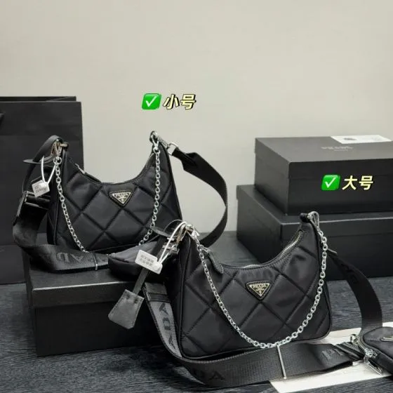 Prada Re-Edition 2005 Quilted Nylon Bag Black 22x18cm crossbody bag Top Quality Replica