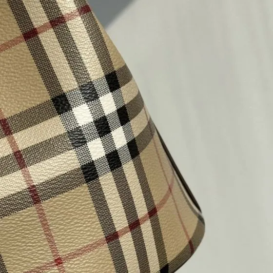 Burberry Calfskin shoulder bag Top Quality Replica