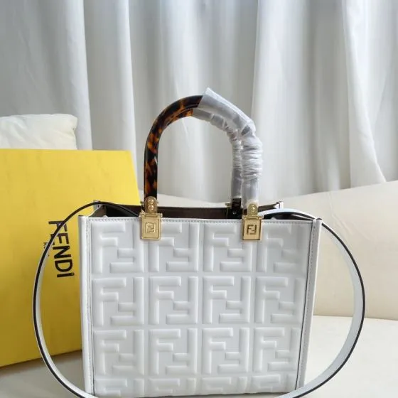 Fendi shoulder bag 1 1 Replica