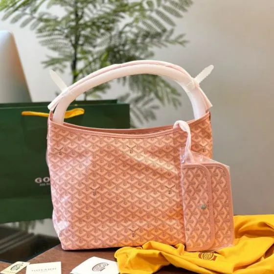 Goyard Black shoulder bag Top Quality Replica