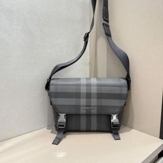 Burberry Charcoal Check 23x17cm messenger bag AAA Quality Replica