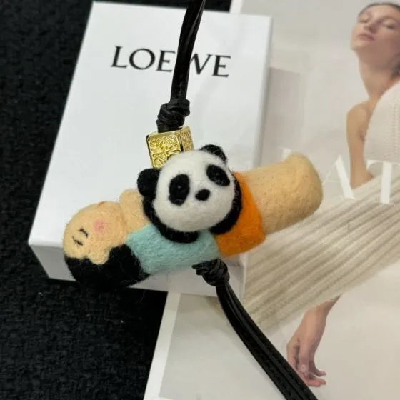 Loewe Black shoulder bag 1 1 Replica