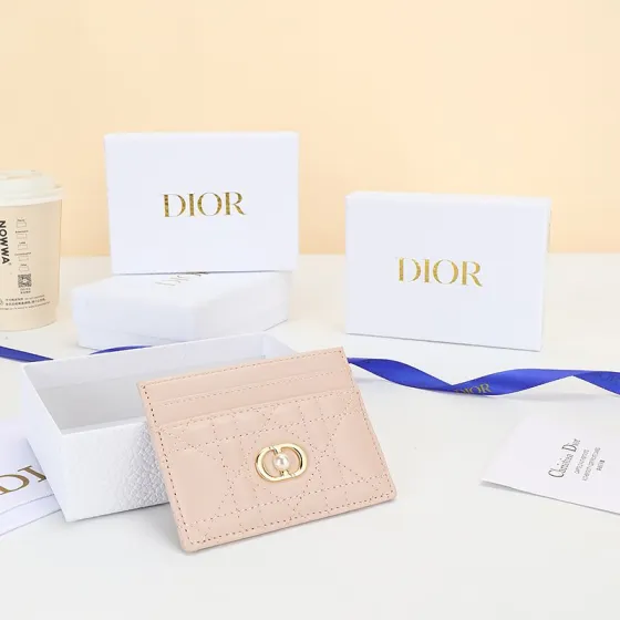 Dior Light Pink card holder 1 1 Replica