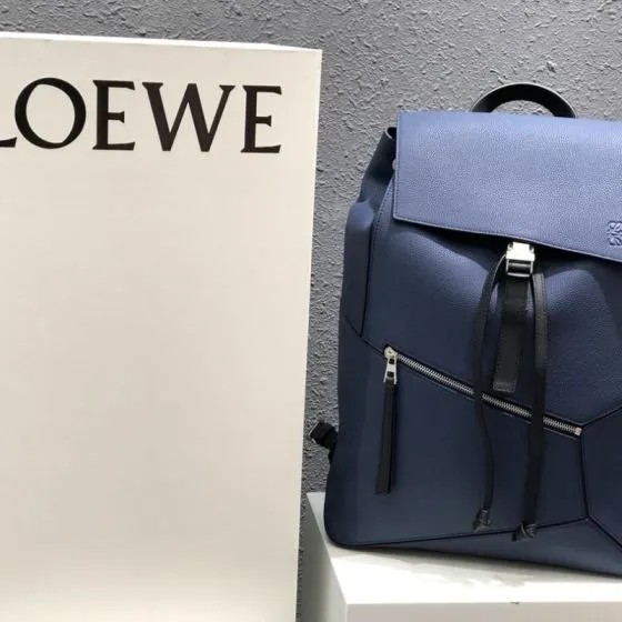 Loewe Black shoulder bag 1 1 Replica