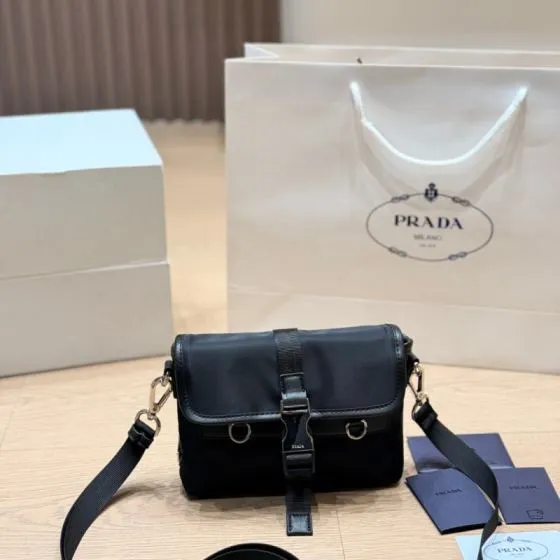 Prada Black 25x18x10cm shoulder bag 1 1 Replica