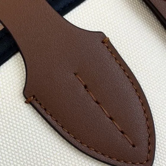 Burberry Calfskin shoulder bag Premium Replica