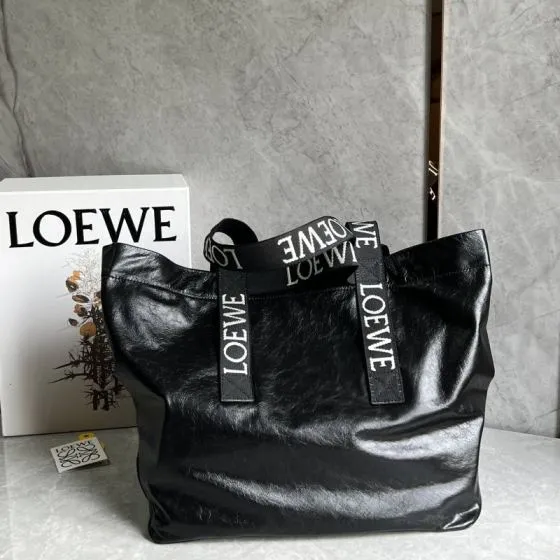 Loewe Black shoulder bag Top Quality Replica