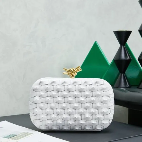 Bottega Veneta White Intreccio leather 20x12cm clutch 1 1 Replica