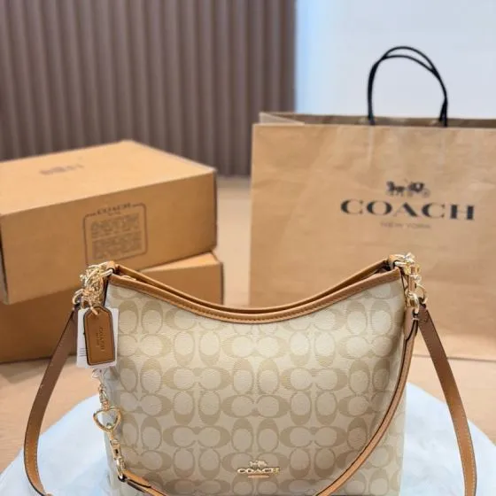 Coach Monogram shoulder bag 1 1 Replica