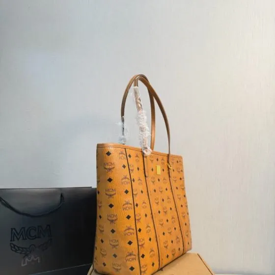 MCM Toni Visetos 19x16cm shoulder bag AAA Quality Replica