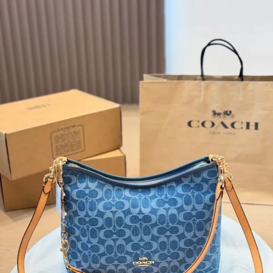 Coach Monogram shoulder bag Premium Replica