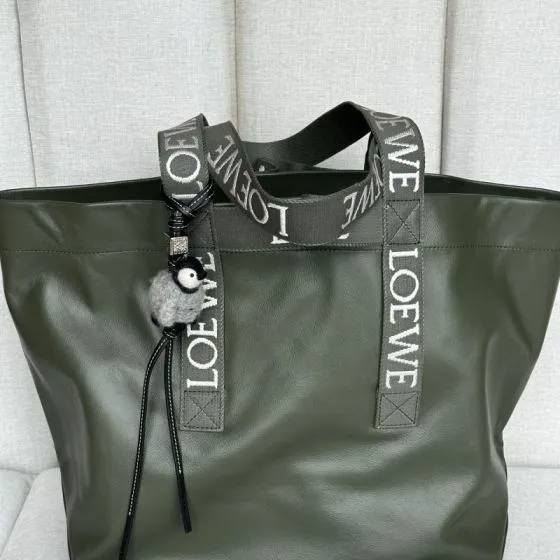 Loewe Green shoulder bag Top Quality Replica