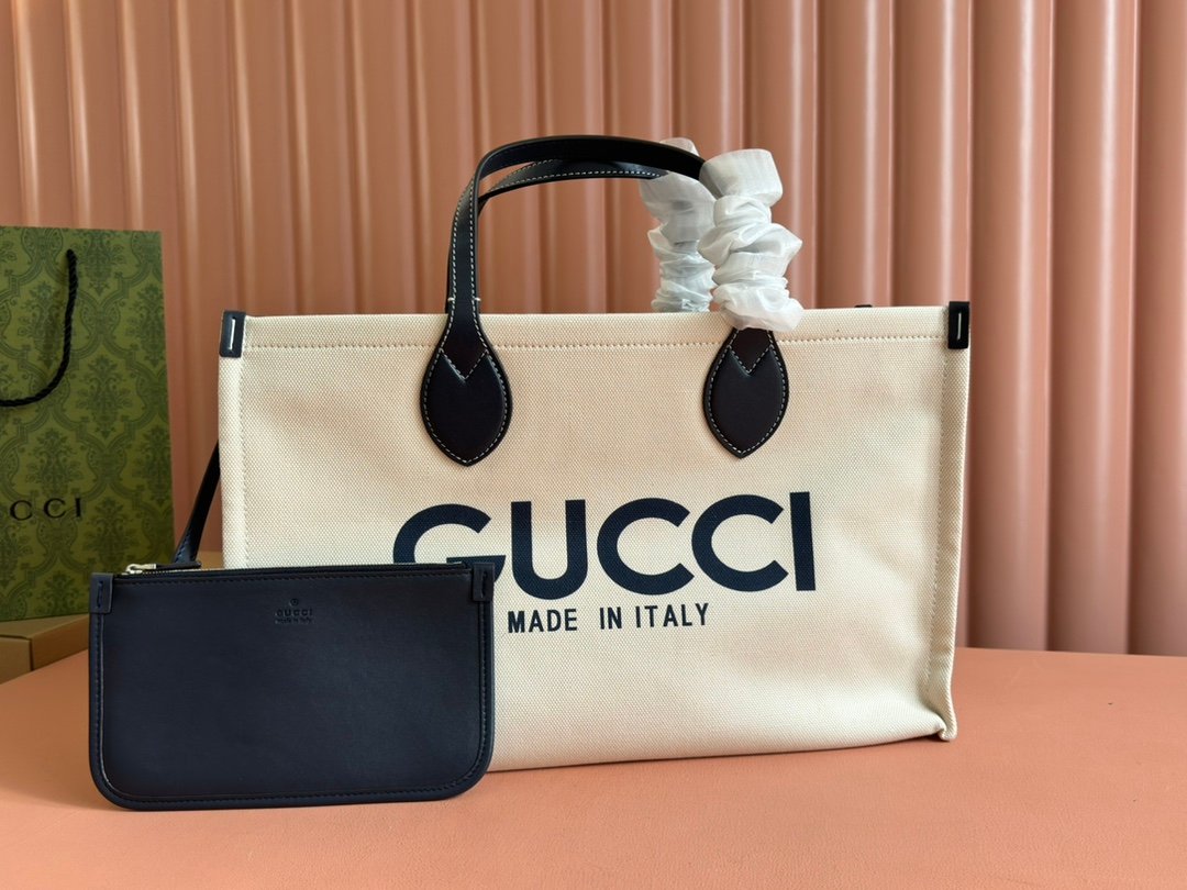 Gucci Beige and Navy tote everyday