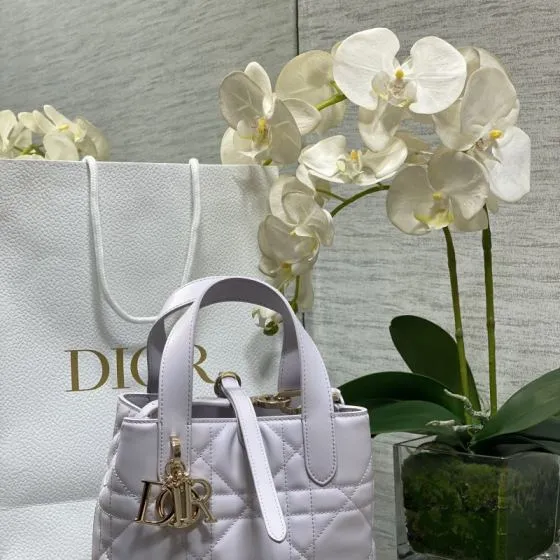 Dior Lady Light lavender mini crossbody 1 1 Replica