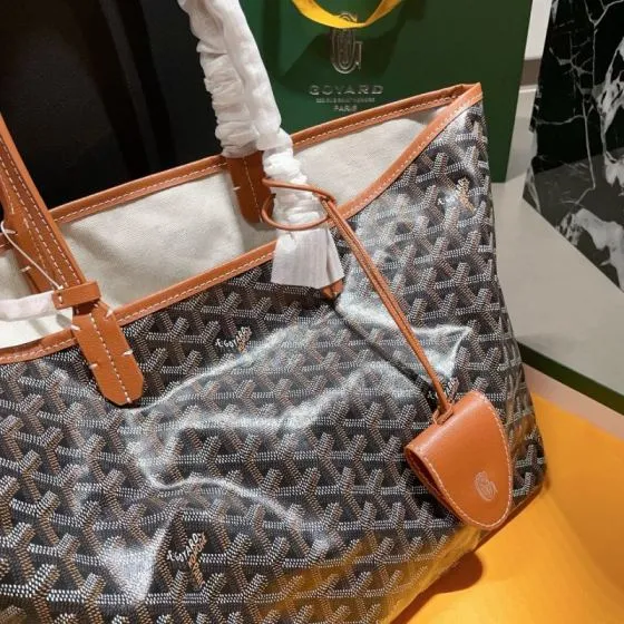 Goyard Black shoulder bag Top Quality Replica