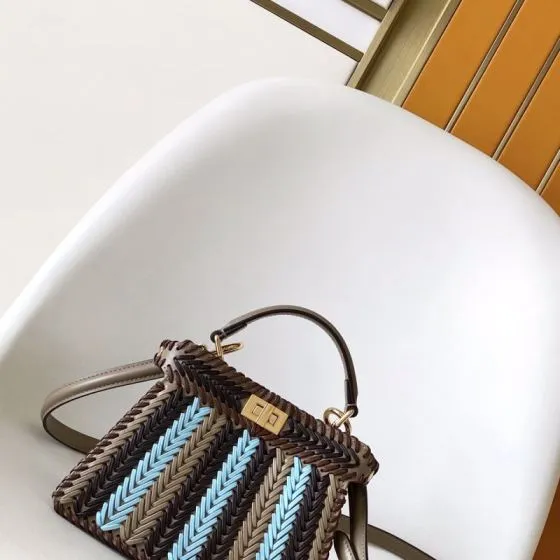 Fendi Peekaboo Brown 33x22x14cm shoulder bag 1 1 Replica