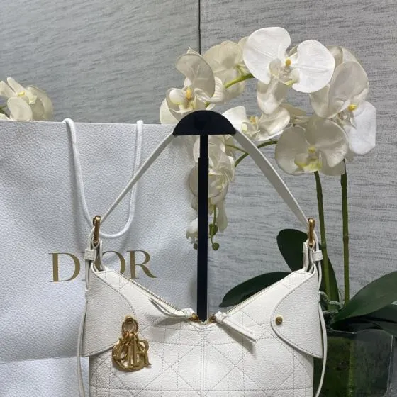 Dior Voyage White shoulder Top Quality Replica