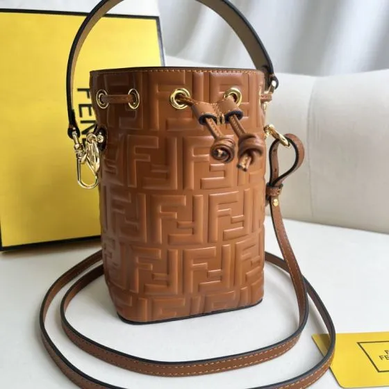 Fendi shoulder bag 1 1 Replica