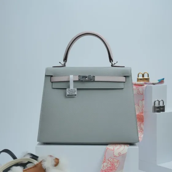 Hermes Kelly Light grey and pale pink Epsom shoulder 1 1 Replica