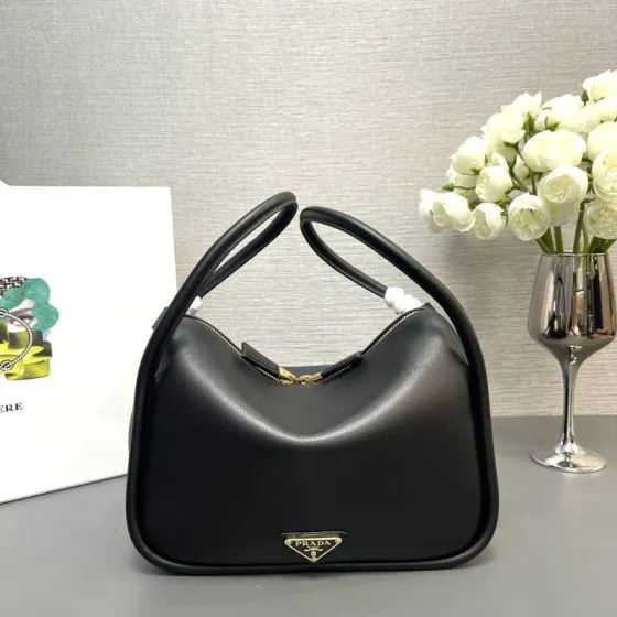 Prada Black shoulder bag AAA Quality Replica