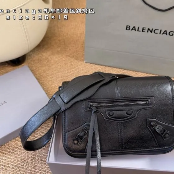 Balenciaga Black 26x19cm crossbody Top Quality Replica