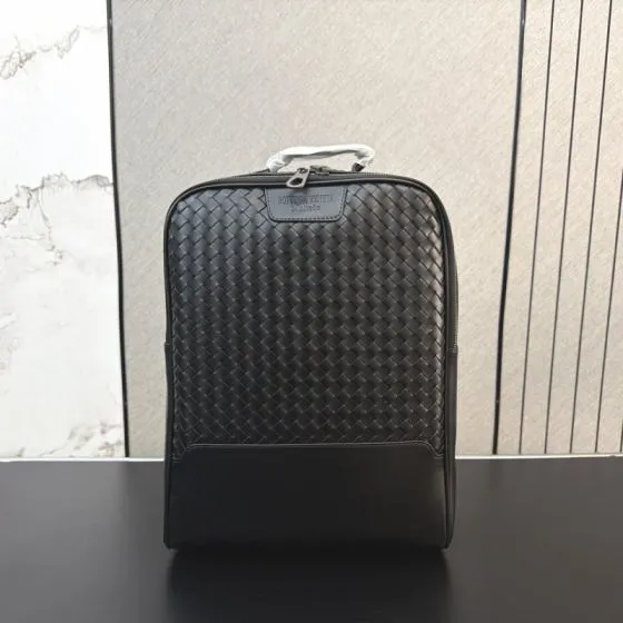 Bottega Veneta Black shoulder bag 1 1 Replica