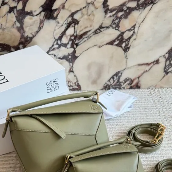 Loewe Green shoulder bag Premium Replica