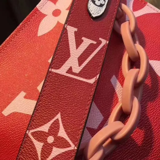 Louis Vuitton Red W25H20D5 crossbody — Premium Replica