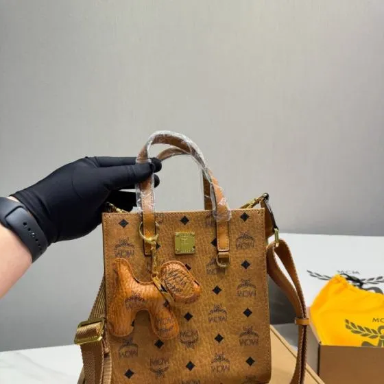 MCM Monogram 18x12cm shoulder bag AAA Quality Replica