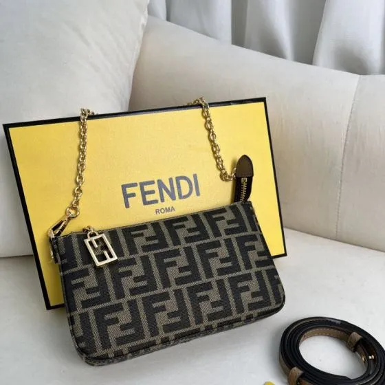 Fendi shoulder bag Top Quality Replica