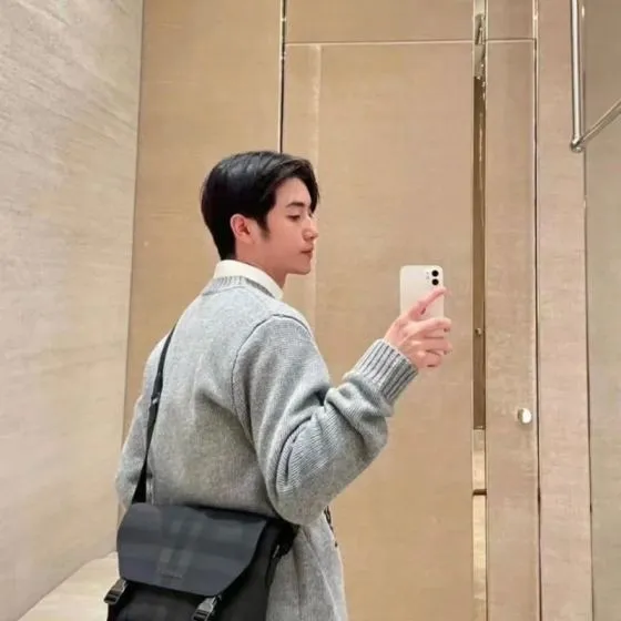 Burberry Black shoulder bag Premium Replica