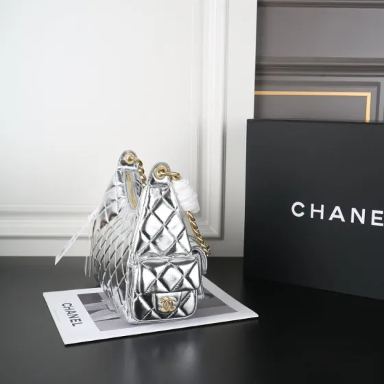 Chanel Silver 23x19cm shoulder 1 1 Replica