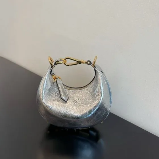 Fendi Silver 18x12cm shoulder bag Top Quality Replica