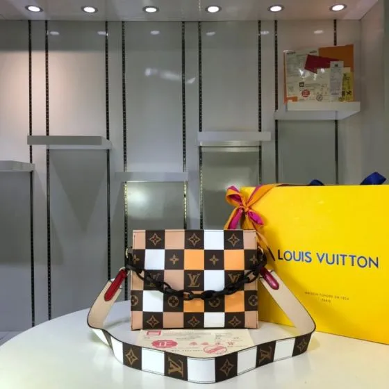 Louis Vuitton Damier checkerboard multicolor 25x20x5cm shoulder 1 1 Replica