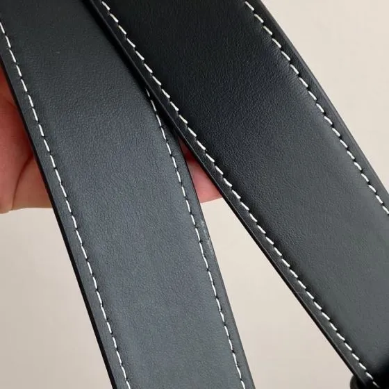 Burberry Black shoulder bag 1 1 Replica
