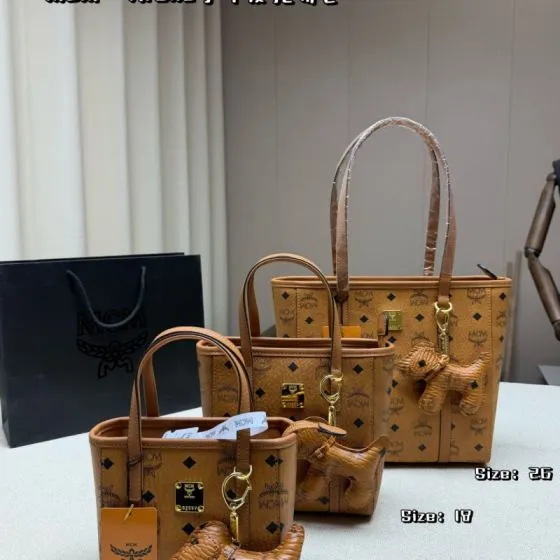 MCM Arena Cognac Visetos 18cm tote Top Quality Replica