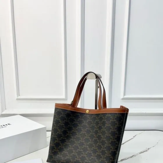 Celine Triomphe everyday 1 1 Replica