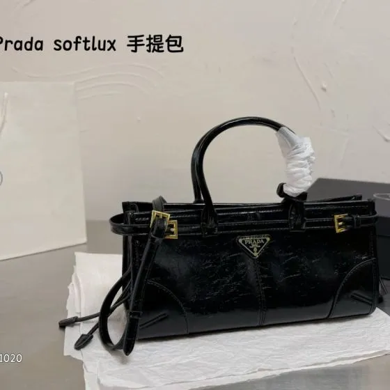 Prada Black 25x18x10cm shoulder bag 1 1 Replica