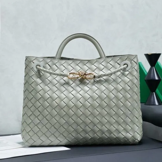 Bottega Veneta White shoulder bag Top Quality Replica
