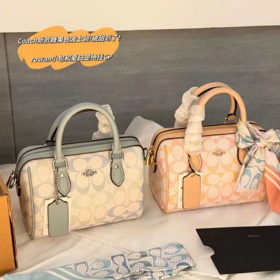 Coach Monogram 25x18x10cm shoulder bag Premium Replica