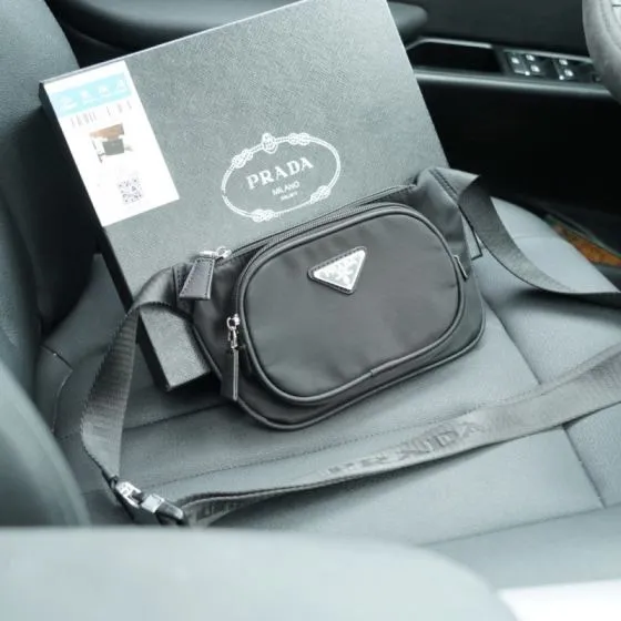 Prada Black 25x18x10cm shoulder bag Top Quality Replica