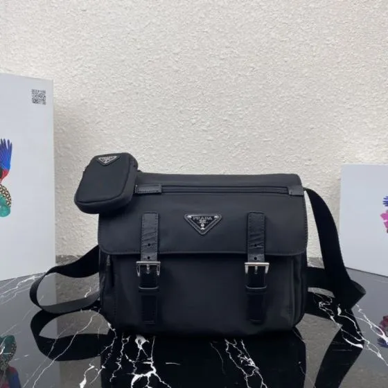 Prada Black Nylon 28x22x12cm messenger bag AAA Quality Replica