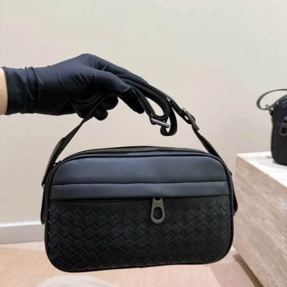 Bottega Veneta Black shoulder bag 1 1 Replica