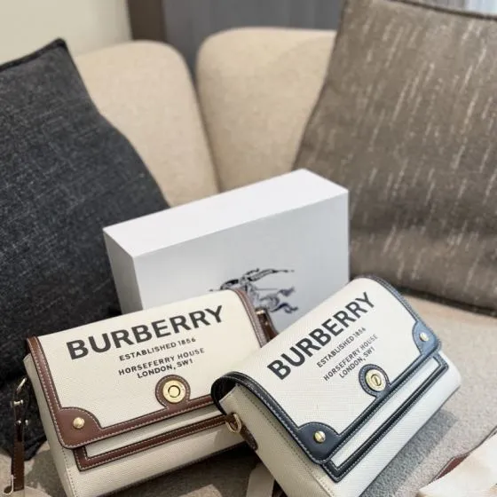Burberry Black shoulder bag AAA Quality Replica