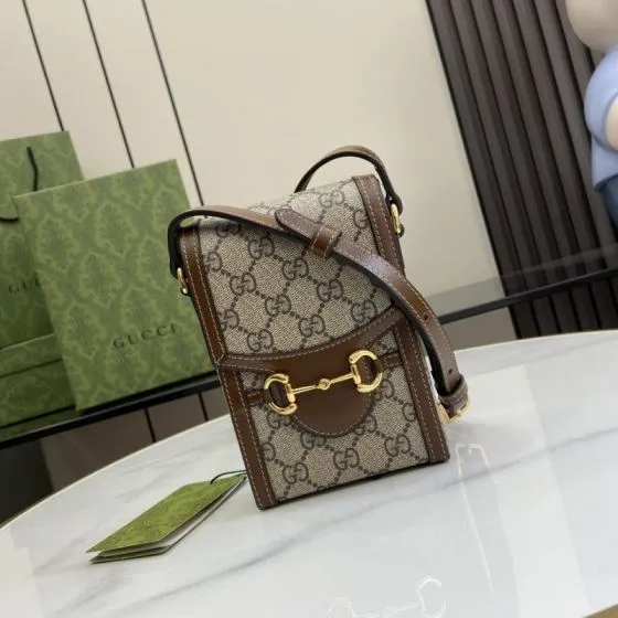 Gucci 1955 GG Supreme crossbody — Top Quality Replica